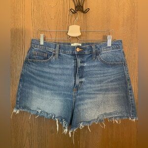 Universal Thread High Rise Shortie Jean Shorts Medium Wash Size 10